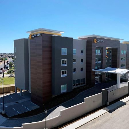 La Quinta Inn & Suites By Wyndham Galveston North At I-45 מראה חיצוני תמונה