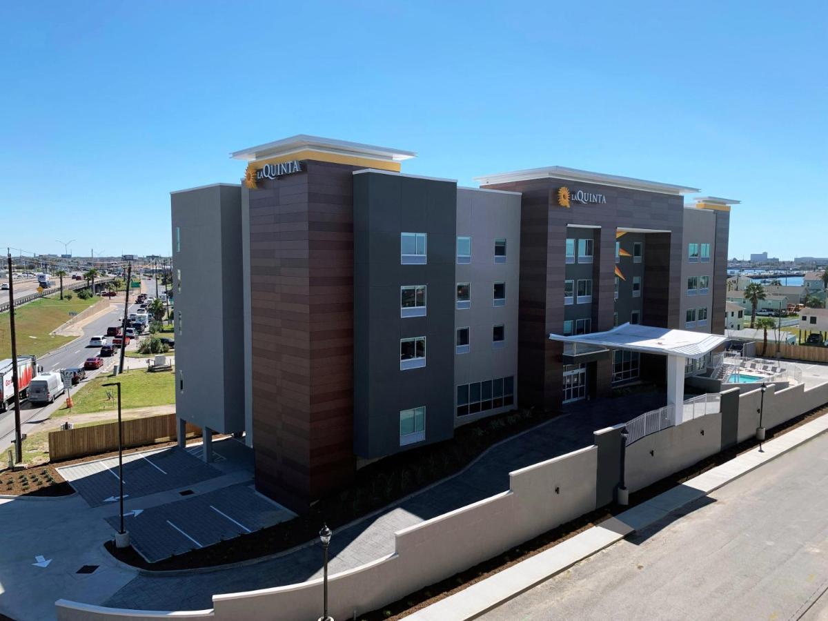 La Quinta Inn & Suites By Wyndham Galveston North At I-45 מראה חיצוני תמונה